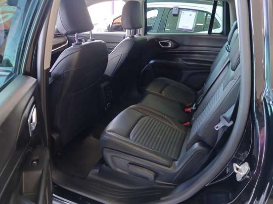 JEEP-COMMANDER-1.3 T270 TURBO FLEX LONGITUDE AT6 JEEP-COMMANDER-2025