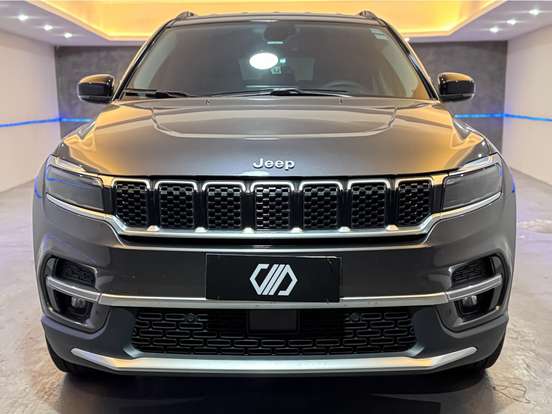 JEEP-COMMANDER-2023