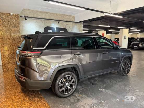 JEEP-COMMANDER-2025