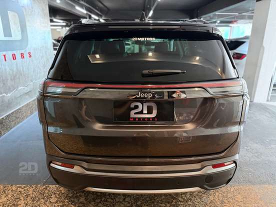 JEEP-COMMANDER-2025