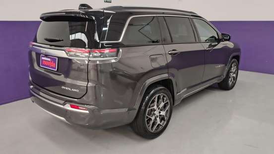 JEEP-COMMANDER-2024
