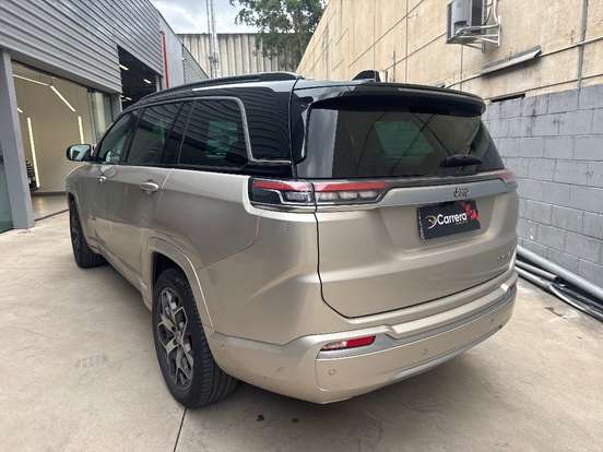 JEEP-COMMANDER-2022