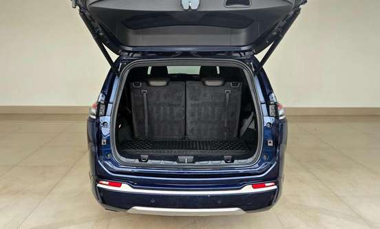 JEEP-COMMANDER-2022