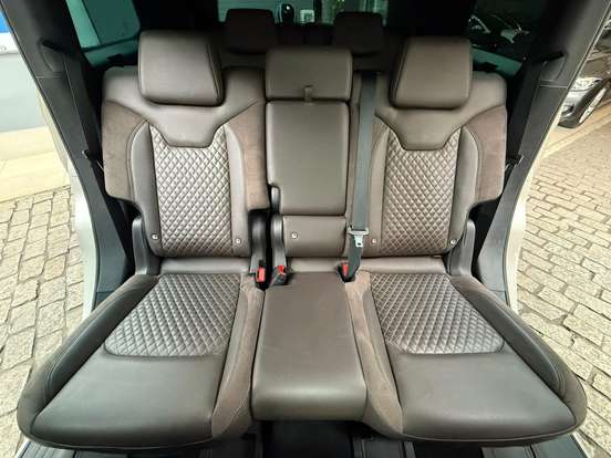 JEEP-COMMANDER-1.3 T270 TURBO FLEX OVERLAND AT6 JEEP-COMMANDER-2024