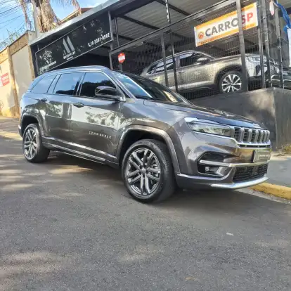 JEEP-COMMANDER-2024