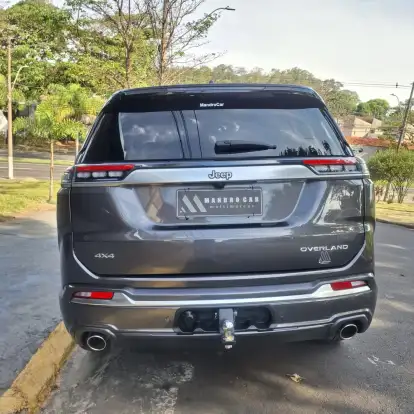 JEEP-COMMANDER-2024