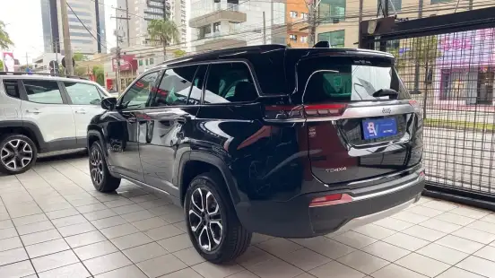 JEEP-COMMANDER-2022