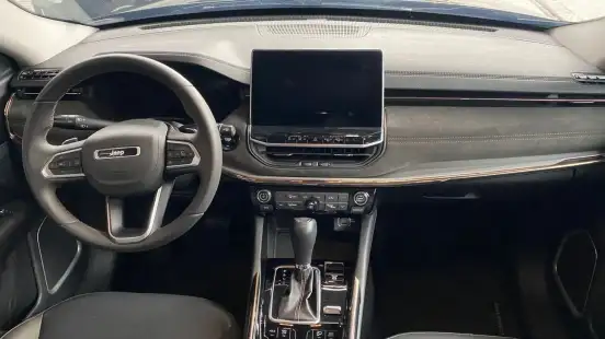 JEEP-COMMANDER-2022