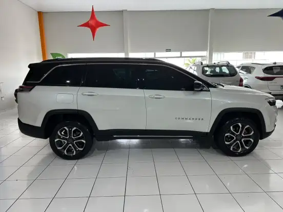 JEEP-COMMANDER-2021