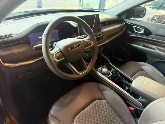 JEEP-COMMANDER-2025