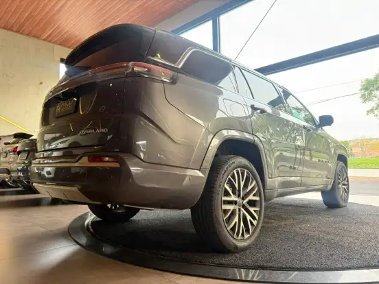 JEEP-COMMANDER-2025