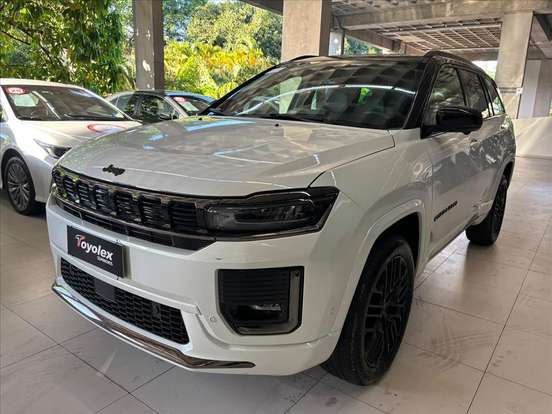 JEEP-COMMANDER-2.0 HURRICANE 4 TURBO GASOLINA BLACKHAWK AT9 JEEP-COMMANDER-2025
