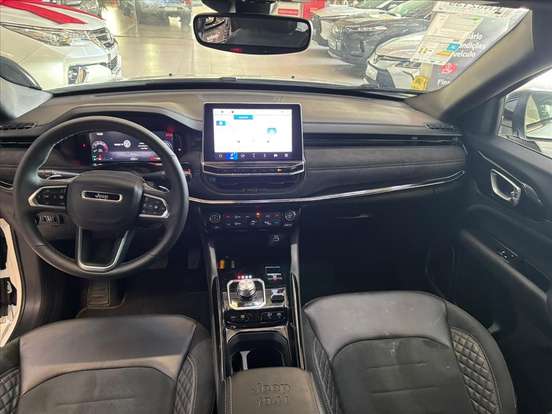 JEEP-COMMANDER-2025