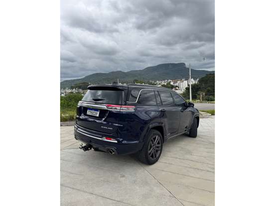 JEEP-COMMANDER-2.0 HURRICANE 4 TURBO GASOLINA OVERLAND AT9 JEEP-COMMANDER-2025