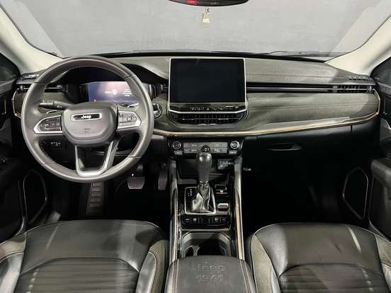 JEEP-COMMANDER-2023