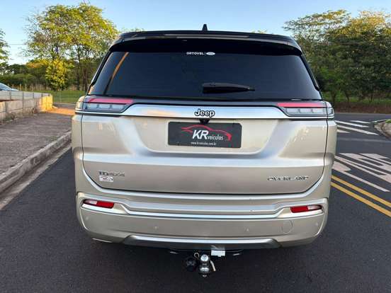 JEEP-COMMANDER-2023