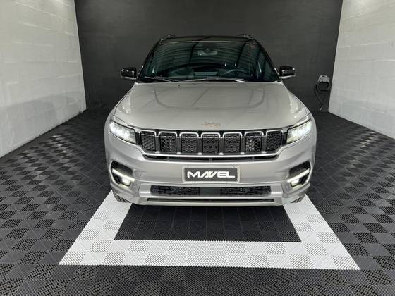 JEEP COMMANDER 2.0 TD380 TURBO DIESEL OVERLAND AT9