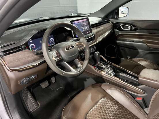 JEEP-COMMANDER-2022