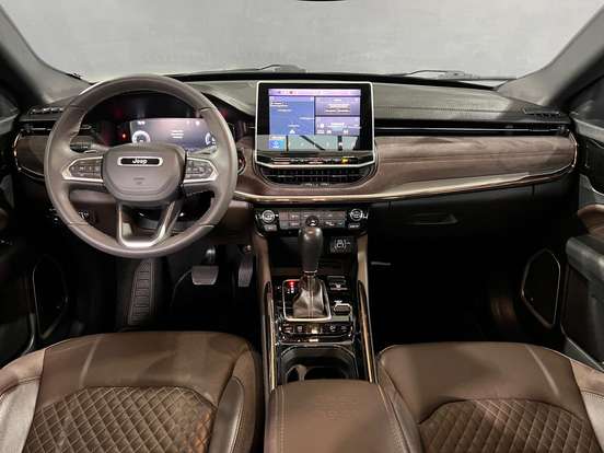 JEEP-COMMANDER-2022