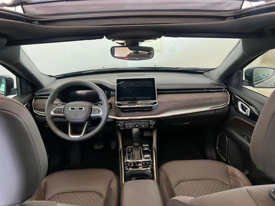 JEEP-COMMANDER-2.2 TURBO DIESEL OVERLAND AT9 JEEP-COMMANDER-2025