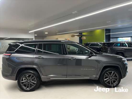 JEEP-COMMANDER-2025