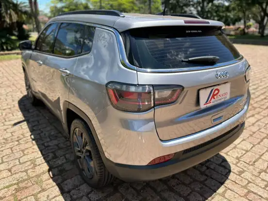 JEEP-COMPASS-2024