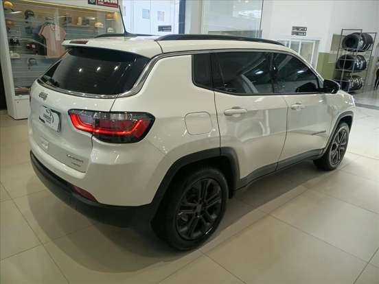 JEEP-COMPASS-2025
