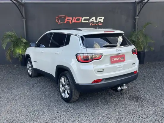 JEEP-COMPASS-2.0 16V DIESEL LONGITUDE 4X4 AUTOMÁTICO JEEP-COMPASS-2020