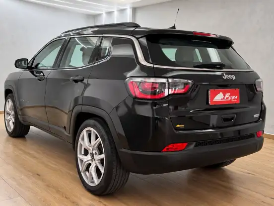 JEEP-COMPASS-2.0 16V FLEX LONGITUDE AUTOMÁTICO JEEP-COMPASS-2017