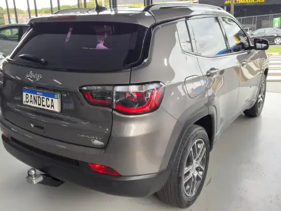 JEEP-COMPASS-2.0 16V FLEX SPORT AUTOMÁTICO JEEP-COMPASS-2018