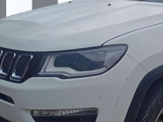 JEEP-COMPASS-2.0 16V FLEX LONGITUDE AUTOMÁTICO JEEP-COMPASS-2019