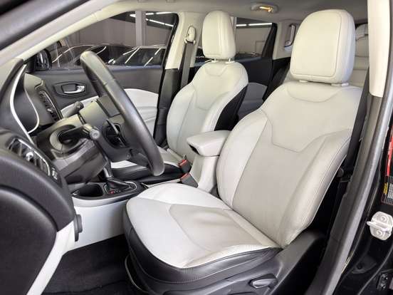 JEEP-COMPASS-2.0 16V FLEX LONGITUDE AUTOMÁTICO JEEP-COMPASS-2018