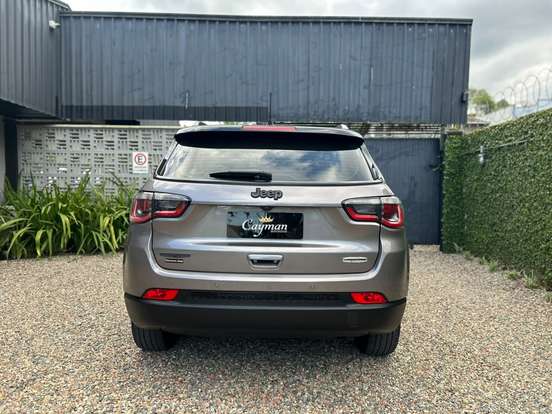 JEEP-COMPASS-2021