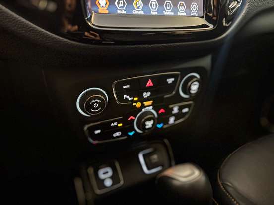 JEEP-COMPASS-2.0 16V FLEX LONGITUDE AUTOMÁTICO JEEP-COMPASS-2019