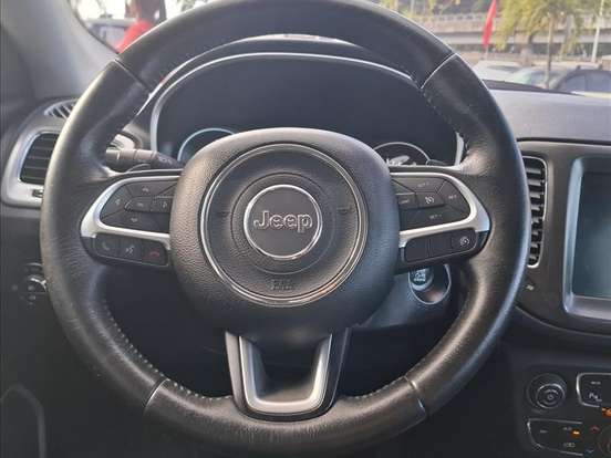 JEEP-COMPASS-2.0 16V FLEX LONGITUDE AUTOMÁTICO JEEP-COMPASS-2019