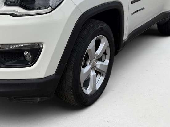 JEEP-COMPASS-2.0 16V FLEX SPORT 4X4 AUTOMÁTICO JEEP-COMPASS-2017