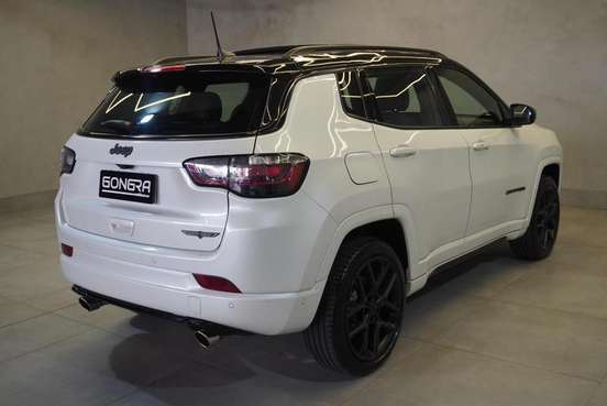 JEEP-COMPASS-2.0 HURRICANE 4 TURBO GASOLINA BLACKHAWK AT9 JEEP-COMPASS-2024