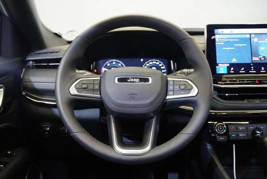 JEEP-COMPASS-2024