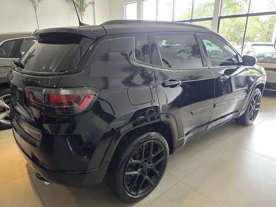 JEEP-COMPASS-2.0 HURRICANE 4 TURBO GASOLINA BLACKHAWK AT9 JEEP-COMPASS-2024
