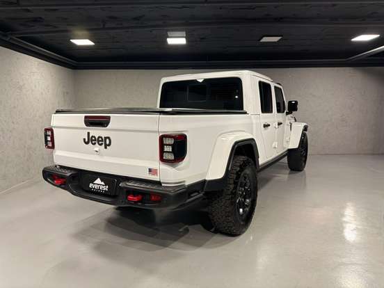 JEEP-GLADIATOR-2022