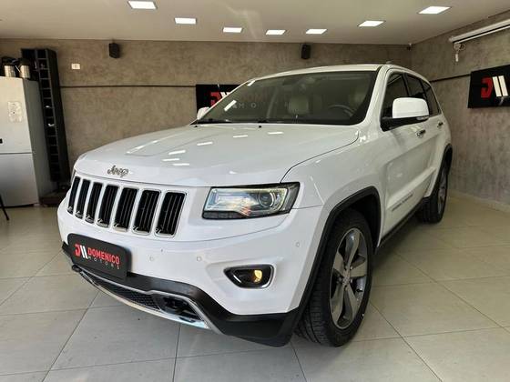JEEP GRAND CHEROKEE 3.6 LAREDO 4X4 V6 24V GASOLINA 4P AUTOMÁTICO