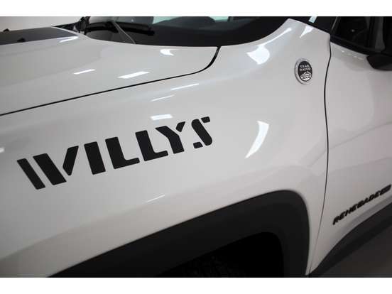 JEEP-RENEGADE-1.3 T270 TURBO FLEX WILLYS 4X4 AT9 JEEP-RENEGADE-2025