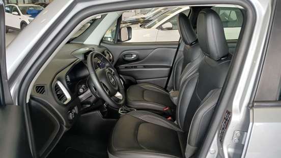 JEEP-RENEGADE-2021