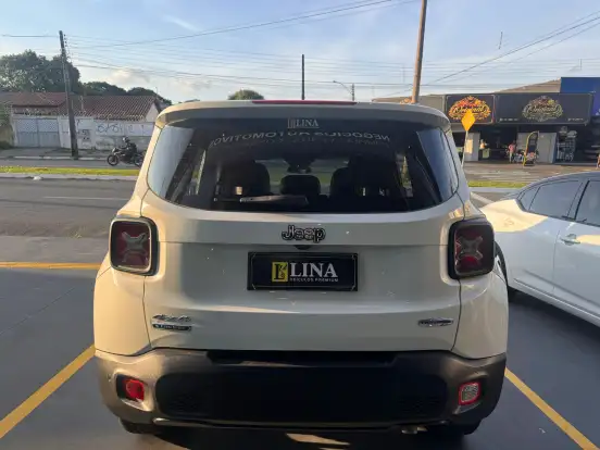JEEP-RENEGADE-2.0 16V TURBO DIESEL LONGITUDE 4P 4X4 AUTOMÁTICO JEEP-RENEGADE-2016