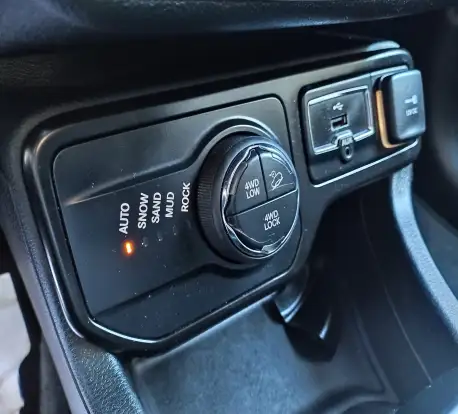 JEEP-RENEGADE-2021