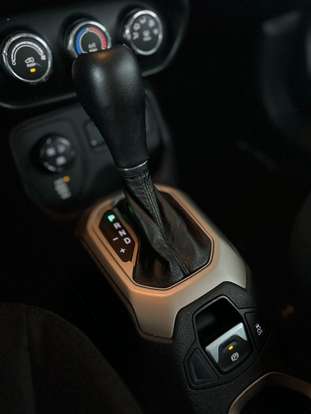 JEEP-RENEGADE-2015
