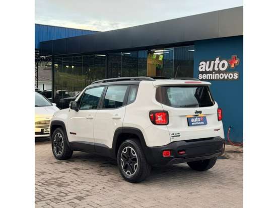 JEEP-RENEGADE-2.0 16V TURBO DIESEL TRAILHAWK 4P 4X4 AUTOMÁTICO JEEP-RENEGADE-2015
