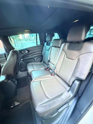 JEEP-COMMANDER-2022