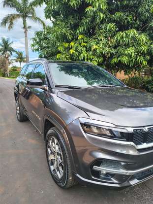 JEEP-COMMANDER-2022