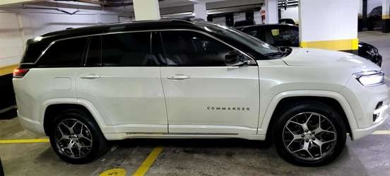 JEEP-COMMANDER-2022